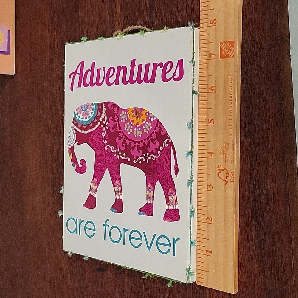 3 Embellished Signs - Picture 4 of 9